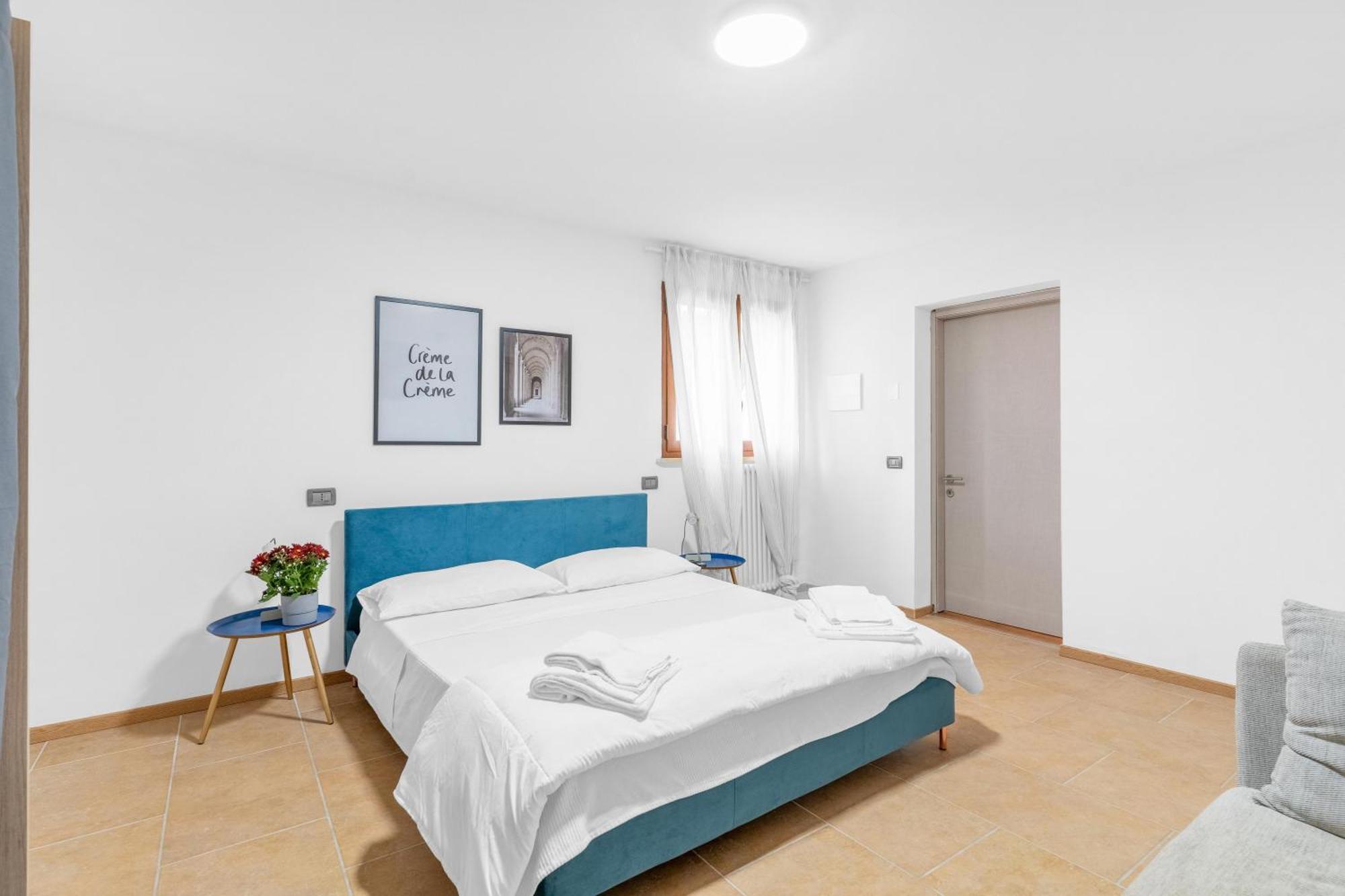 -Free Pool And Parking- Garda House Apartments Castelnuovo del Garda Kültér fotó