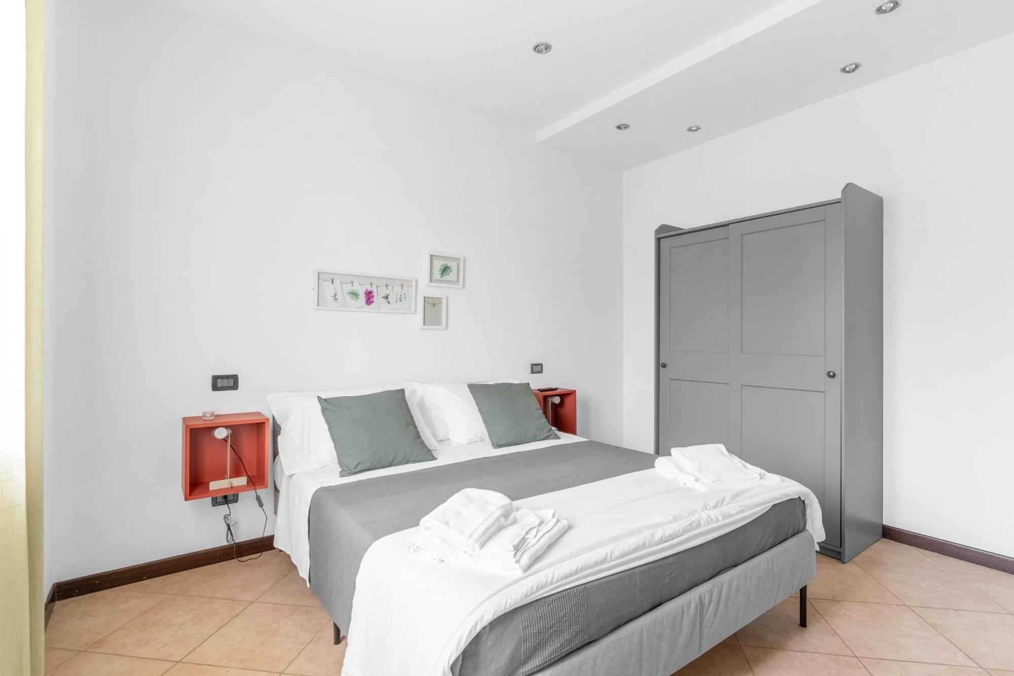 -Free Pool And Parking- Garda House Apartments Castelnuovo del Garda Kültér fotó
